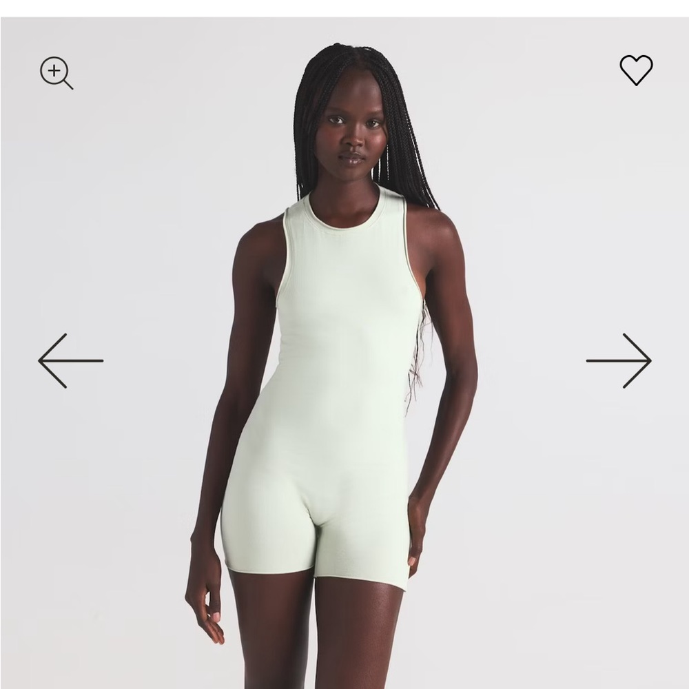 SKIMS Shapewear Bodysuit in spearmint NWOT